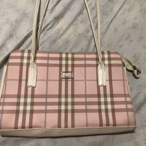 Burberry purse
